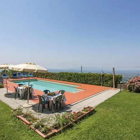 בית נופש Le Castagne By Interhome