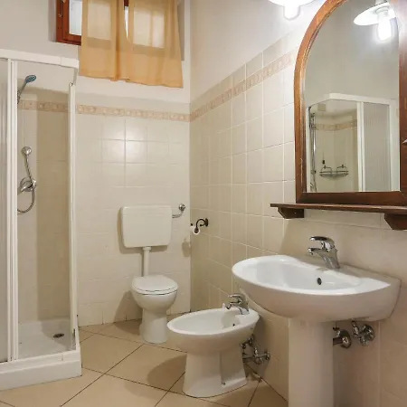 Le Castagne By Interhome בית נופש